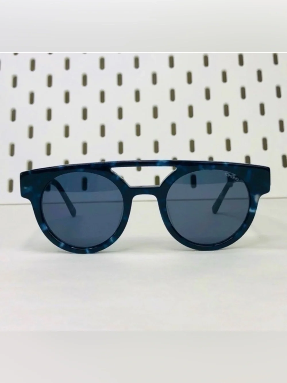 Men’s KOMONO Black Blue Sunglasses NEW🌴